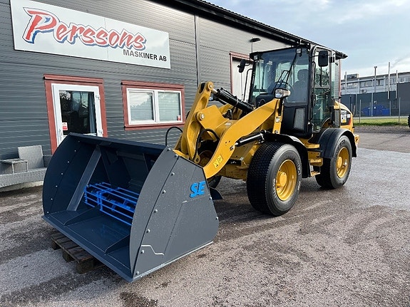 SE Sandspridare L30 59000:-+m Fraktfritt