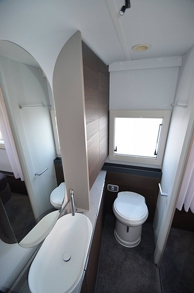 Adria ALPINA 903 HT 11 of 11