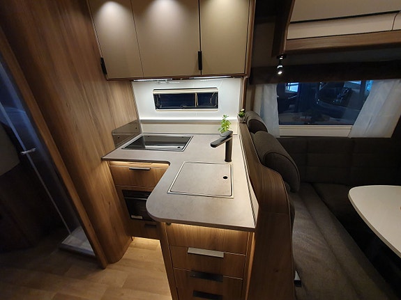 Kabe Travel Master Royal X 780 LGB *2025* 3 of 10