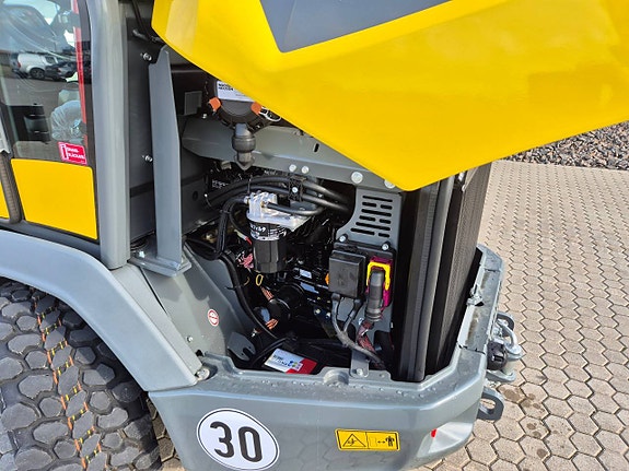 Kramer 5040 / 2.1tons lastare / 30km 6 of 12