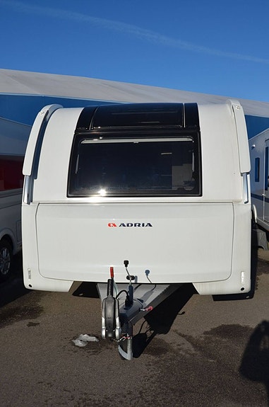 Adria ALPINA 663 UK 2 of 11
