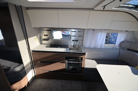 Adria ALPINA 663 UK 5 of 11