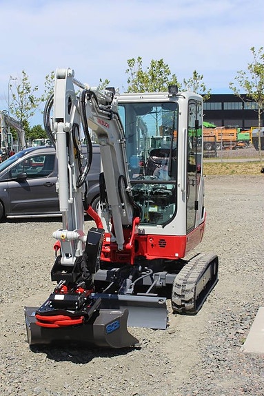 Ny Takeuchi TB225 Rototilt med grip Planeringskopa 2 of 6