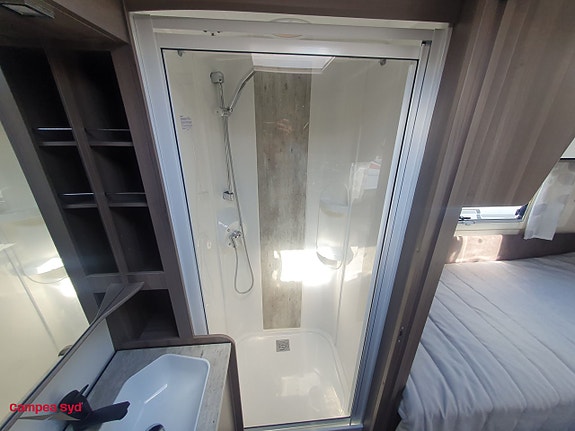 Kabe ESTATE 600 TDL KS * Mover *AC 13 of 19