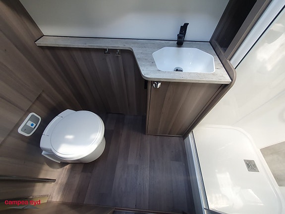 Kabe ESTATE 600 TDL KS * Mover *AC 14 of 19