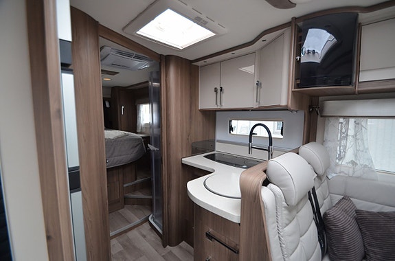 Kabe Imperial Travel Master Intergrated 790 LQB 6 of 14
