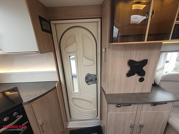 Kabe ROYAL 630 TDL FK KS *Mover * AC 21 of 21