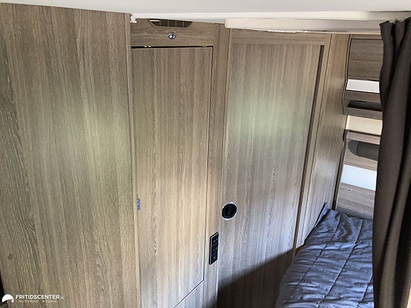 Kabe ROYAL 780 BGXL KS *Barnkammare / Mover / AC* 10 of 21