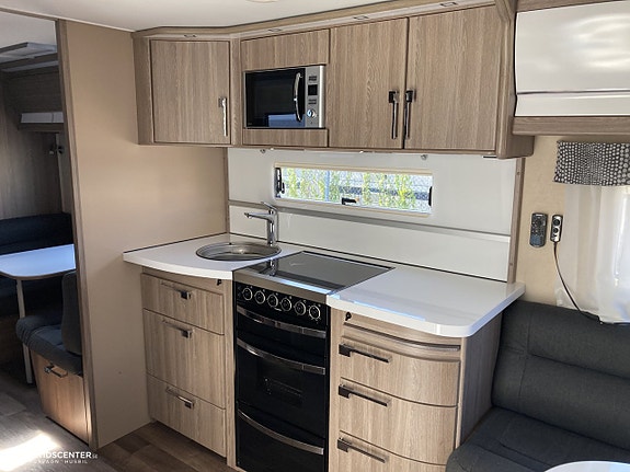 Kabe ROYAL 780 BGXL KS *Barnkammare / Mover / AC* 6 of 21