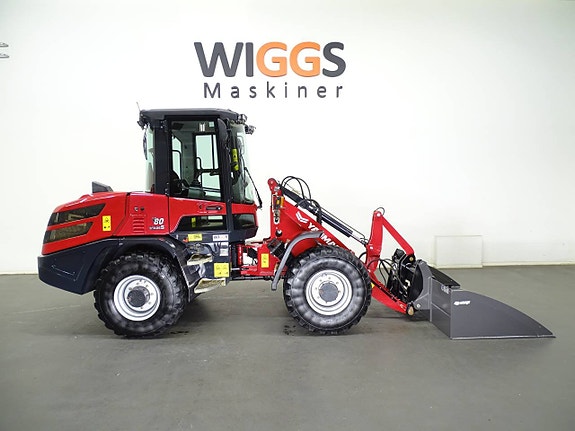 Yanmar V80-5 / 36km/t / Lastdemp / Centralsmörj 2 of 6