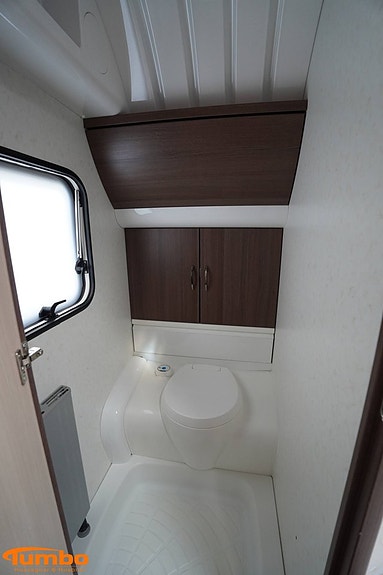 Hobby 720 UKFE PRESTIGE Alde Förtält AC, 16 of 20