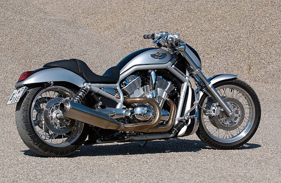 Harley-Davidson V-Rod 100 års anniv Probike special edition 24 of 27