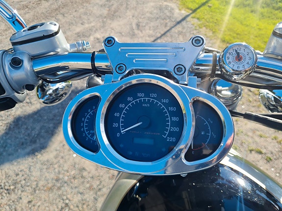 Harley-Davidson V-Rod 100 års anniv Probike special edition 13 of 27