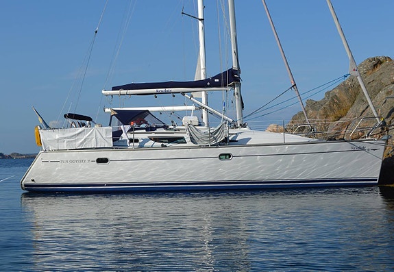 SUN ODYSSEY 35 (JEANNEAU) — View photo 1
