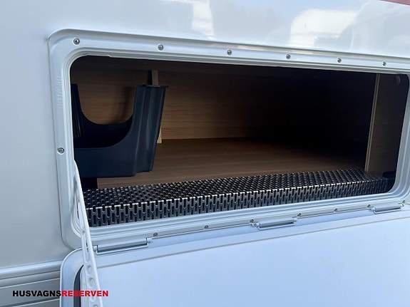 Adria Adora 613 HT 8 of 21