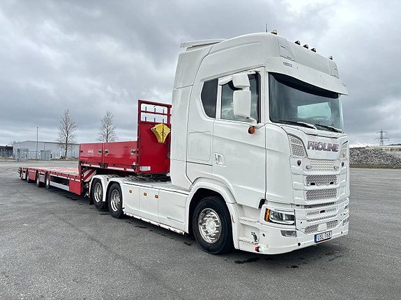 Scania S 580 Dragbil med Langendorf Trailer med Ramper 9 of 12