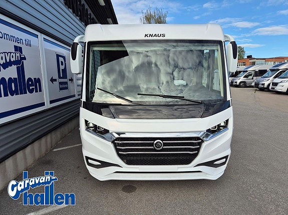 Knaus L!VE I 700 MEG (Låga Långbäddar) 2 of 27