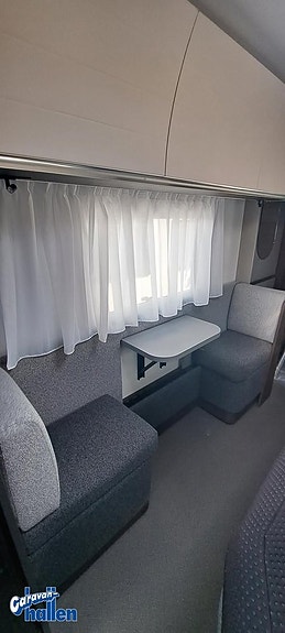 Adria Alpina 663 UK Pluspaket 3-våningsäng 4 of 5