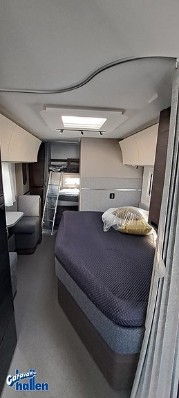 Adria Alpina 663 UK Pluspaket 3-våningsäng 3 of 5