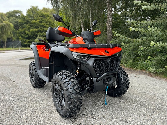 CFMOTO NYA CFORCE 850 Traktor B