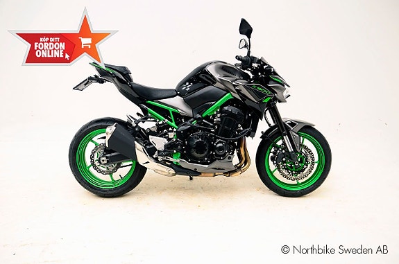 Kawasaki Z900 - Hemleverans - Lågmil!
