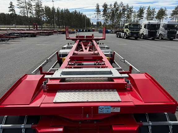 Hakarps - 30 tons lastväxlarvagn med tipp och glider OMG LEV 8 of 11