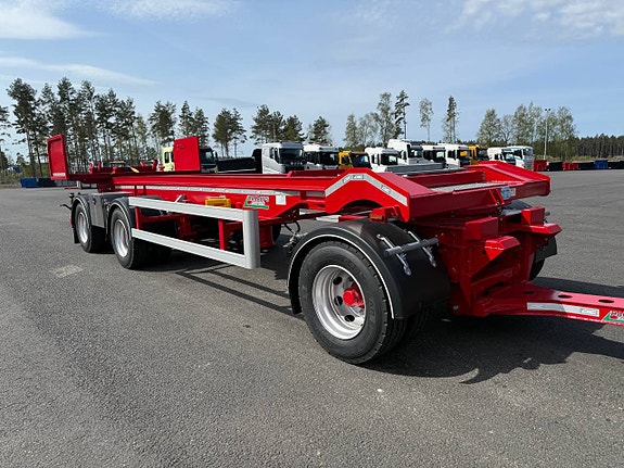 Hakarps - 30 tons lastväxlarvagn med tipp och glider OMG LEV 3 of 5