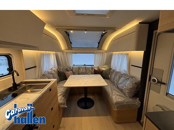 Adria ADORA 663 UT (Pluspaket, Klimatanläggning Clima Aventa 2,4 KW) 8 of 14