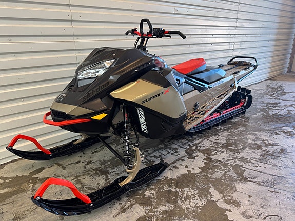 Ski-doo summit expert turbo