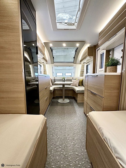 Adria Adora 572 UT 15 of 16