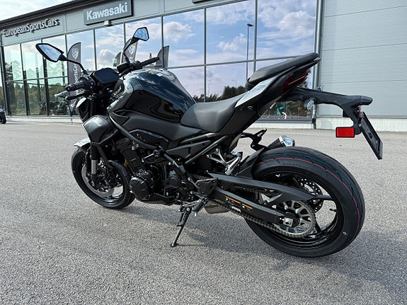 Kawasaki Z900 - Köp Online 7 of 12