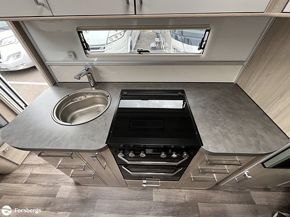 Kabe 740 GXL KS Royal / ALDE / Förtält / Markis 7 of 21