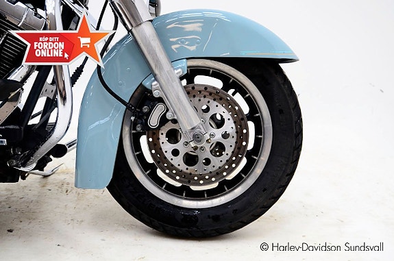 Harley-Davidson Electra Glide *Hemleverans* 7 of 10
