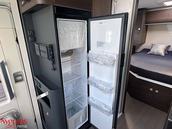 Adria Coral SUPREME 670 DC - Fiat MultiJet3 180HP (131 kW) HD 44H 12 of 18