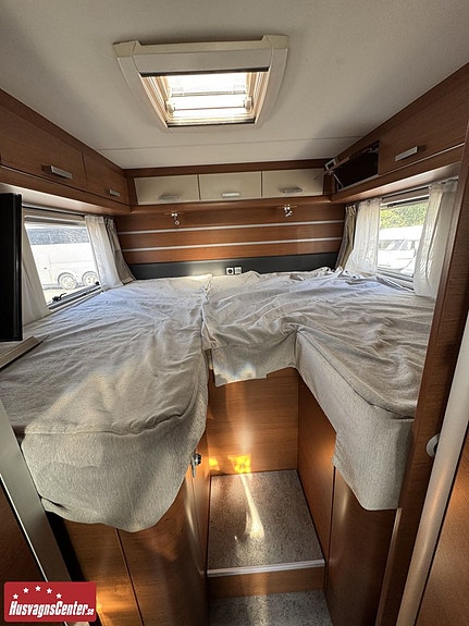 Knaus s liner 700 9 of 10