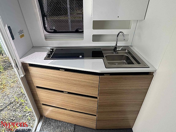 Adria ACTION 391 LH 7 of 12