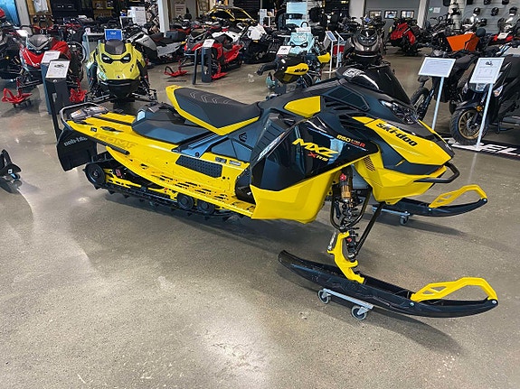 Ski-Doo MXZ X-RS Competition 850 E-TEC Turbo R 137" 44mm MOMSAD
