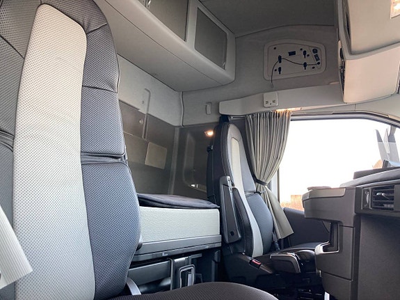 Volvo FH 780 timmerbil 7 of 9
