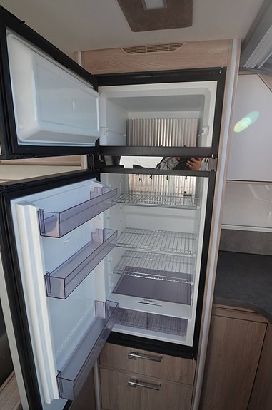 Kabe Imperial 600 XL FK KS (mover,ac,förtält) 6 of 12