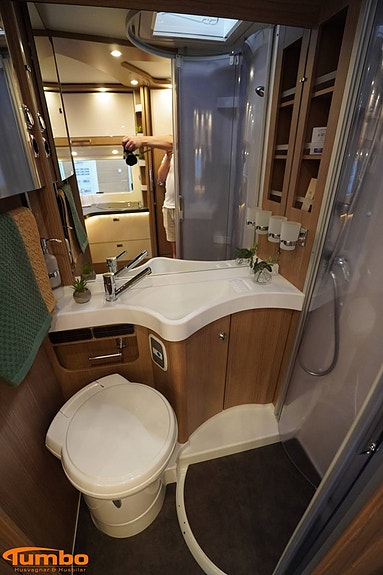 Malibu T460 KB-LE comfort Alde 18 of 21