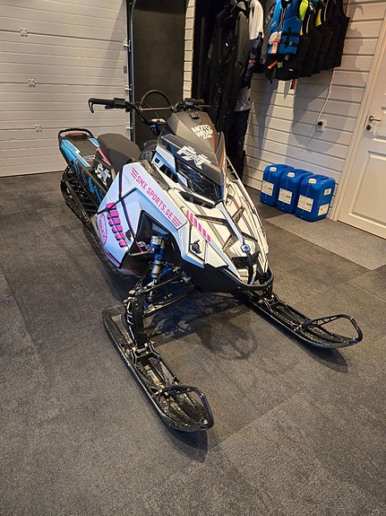 Polaris 850 RMK KHAOS