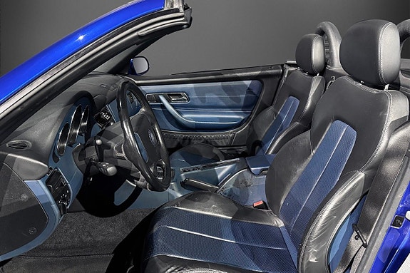 Mercedes-Benz SLK200 8 of 15