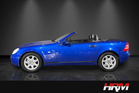 Mercedes-Benz SLK200 3 of 15