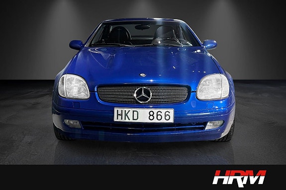 Mercedes-Benz SLK200 5 of 15