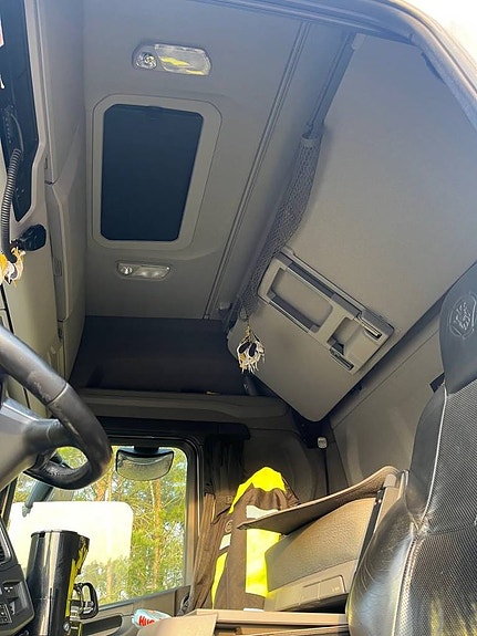 Scania R500  med HIAB lastväxlare 11 of 11