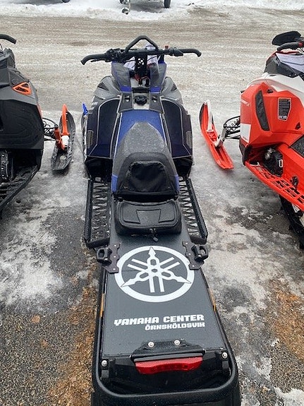 Yamaha MOUNTAIN MAX 800 4 of 6