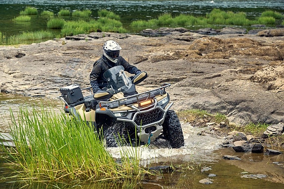 CFMOTO  C FORCE 1000 OVERLAND -10,000 kr PLOGKAMPANJ 4 of 6