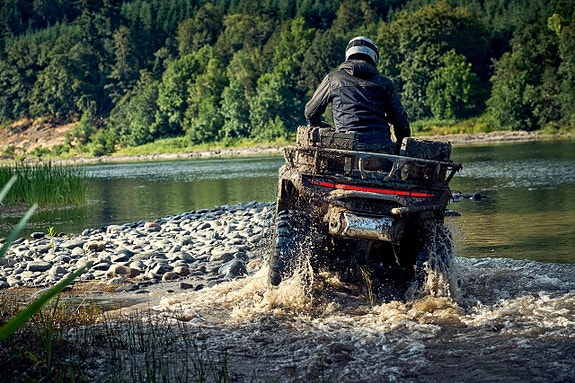 CFMOTO  C FORCE 1000 OVERLAND -10,000 kr PLOGKAMPANJ 6 of 6