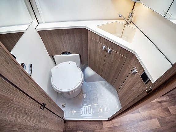 Kabe ROYAL 600 GLE KS 17 of 21