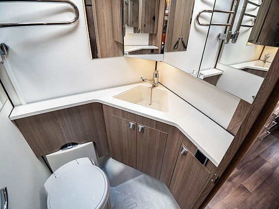 Kabe ROYAL 600 GLE KS 18 of 21